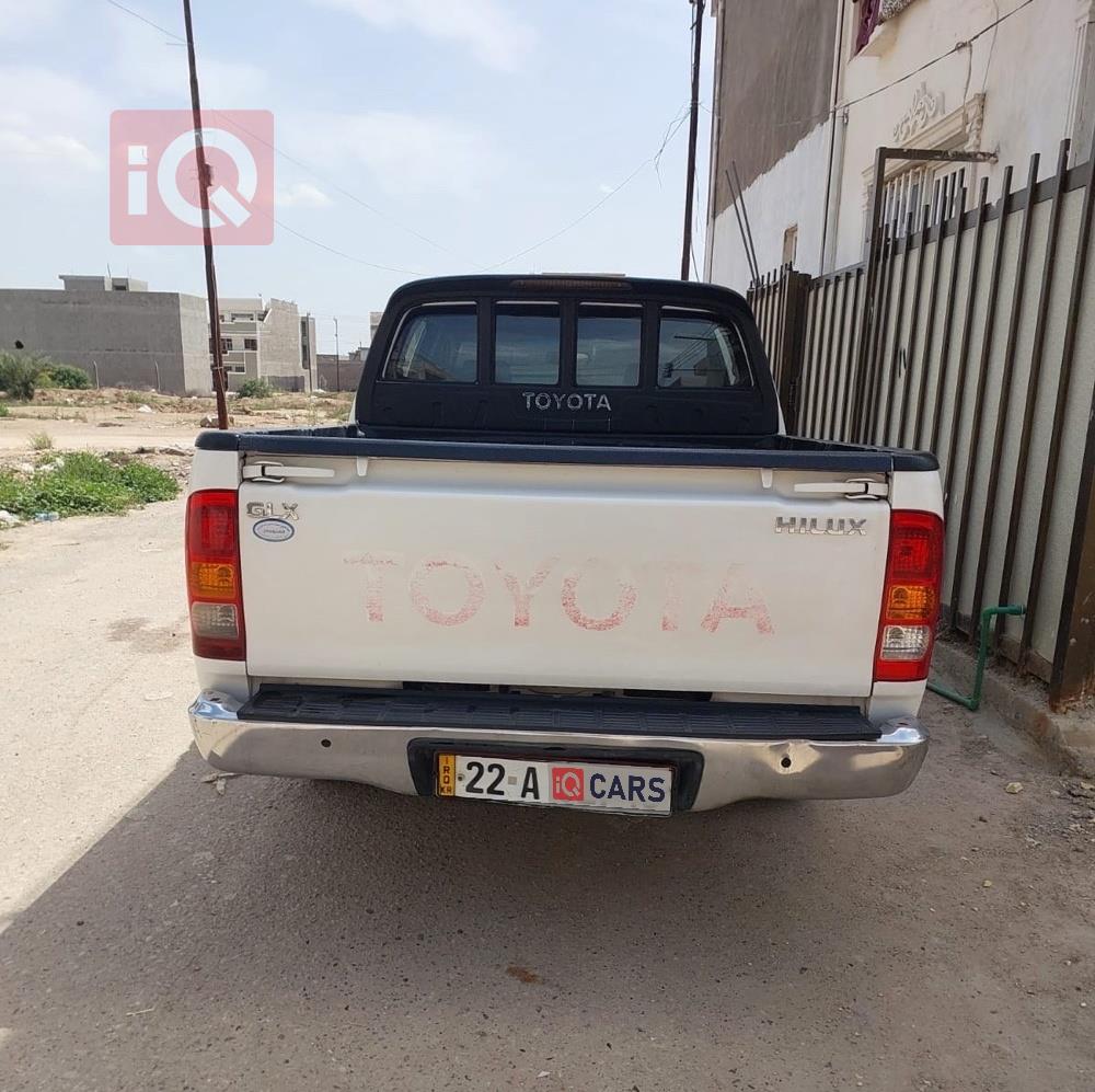 تويوتا هايلوكس